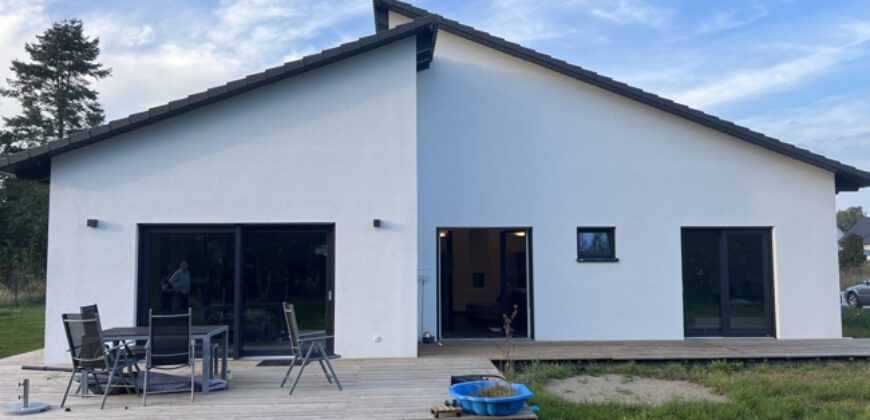 Melchow: Moderner, barrierefr. Architektenbungalow in Sackgasse, mit 5 Zimmern, PV-Anlage, KFW55, A+