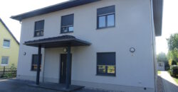Schulzendorf-Berlin-Köpenick: Zweifamilienhaus mit 2 großen, hellen Wohnungen, auf Sonnengrundstück!