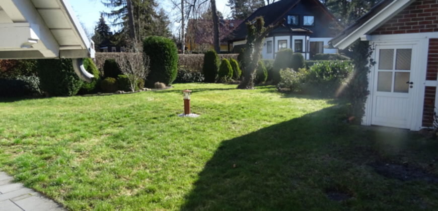 Wildau – Am Kurpark Wildau: EFH mit 5 Zimmern, Doppelcarport und S-Bahn-Anschluss, nahe der Dahme.