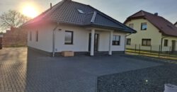 Kremmen: 10 Min S-Bhf, gepflegter, sonniger Bungalow, Baujahr. 2017, 4 Zi., ca. 130 m2