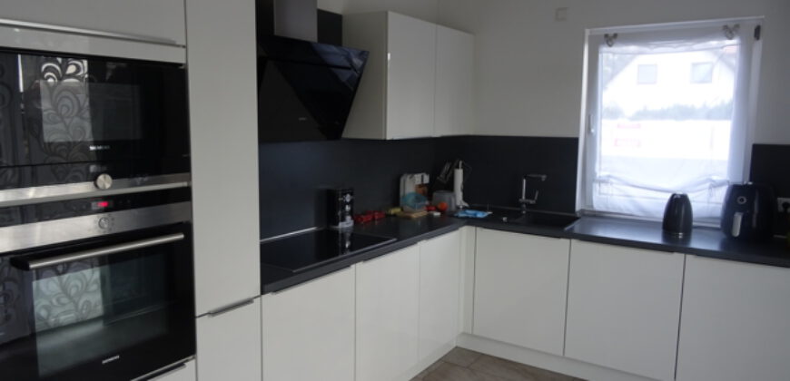 Kremmen: 10 Min S-Bhf, gepflegter, sonniger Bungalow, Baujahr. 2017, 4 Zi., ca. 130 m2