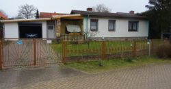 Oranienburg: Bungalow mit Potential, 4-5 Zimmern, 3 Terrassen, gr. Garage und Vollkeller.