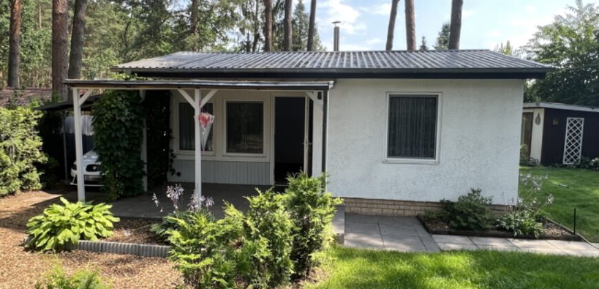 OHV: Top gepfl. Ferienbungalow auf Eigenland, Kaminofen, Pool u. Carport, nahe Grabowsee