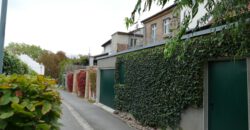 Nauen, in malerischer Altstadtlage, Einfamilien-Reihenhaus mit großer überdachter Sonnenterasse.