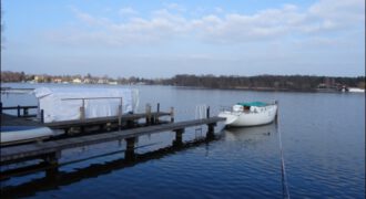 Zeuthener See- 30 Min. bis Berlin-Alexanderplatz:2-Fam-DHH mit Bootshaus(EFH), Anleger u.Seeterrasse