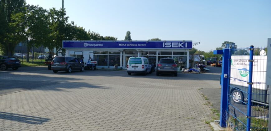 Neuruppin – moderne Werkstatt und Verkausfläche, Eckgrundstück sehr guter Erkennbarkeit.