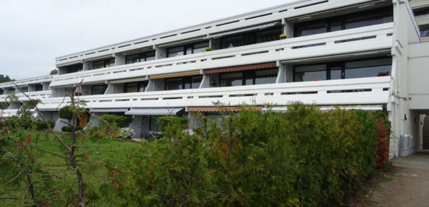 Ostsee-Sierksdorf: 2 Zi. Whg. m. Sonnenlog., direkt an der Seepromenade, Meerblick und Stellplatz.