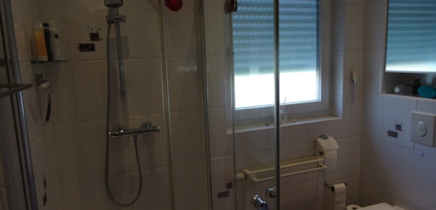 Schorfheide-Eberswalde: 3,5% Rendite! Moderner, barrierefr. Bungalow auf Eckgrdstk., in ruhiger Lage
