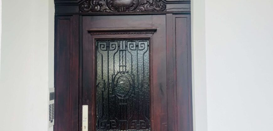Berlin-Halensee 10 Min. fußläufig zum Ku`Damm, repräsentative Altbauwohnung mit  4 Zimmer, Balkon, Einliegerwohung
