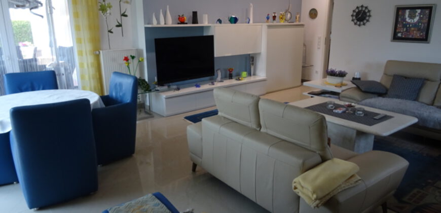 Schorfheide-Eberswalde: 3,5% Rendite! Moderner, barrierefr. Bungalow auf Eckgrdstk., in ruhiger Lage