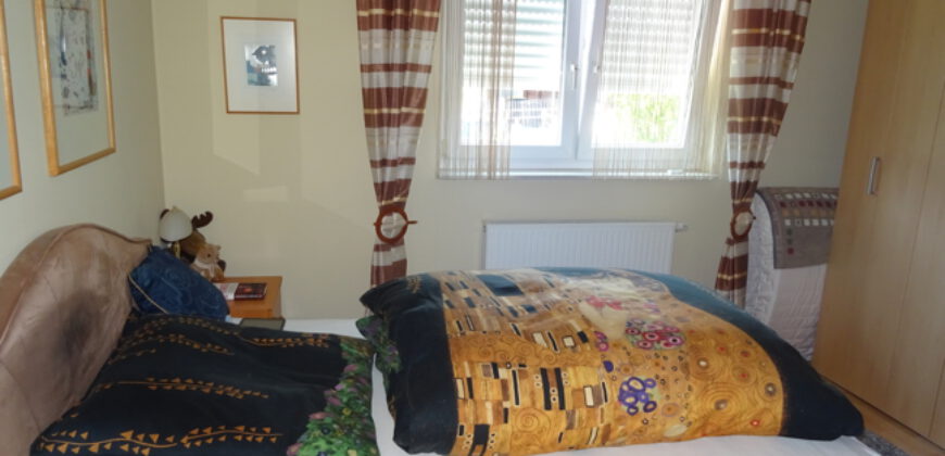 Schorfheide-Eberswalde: 3,5% Rendite! Moderner, barrierefr. Bungalow auf Eckgrdstk., in ruhiger Lage
