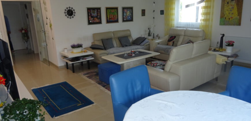 Schorfheide-Eberswalde: 3,5% Rendite! Moderner, barrierefr. Bungalow auf Eckgrdstk., in ruhiger Lage