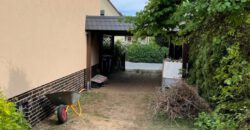 Wandlitz-Basdorf: EFH mit Aus- u.Anbaupotential, Garage, Carport, Wintergarten, hintere Bebauung möglich