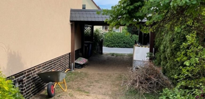 Wandlitz-Basdorf: EFH mit Aus- u.Anbaupotential, Garage, Carport, Wintergarten, hintere Bebauung möglich