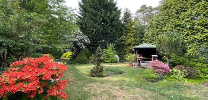 Wandlitz-Basdorf: EFH mit Aus- u.Anbaupotential, Garage, Carport, Wintergarten, hintere Bebauung möglich
