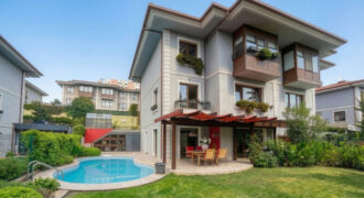 Einzigartiges Traumhaus als DHH in Bestlage von Istanbul!